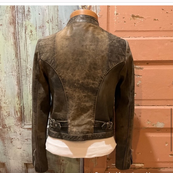 ZARA chocolate brown quality genuine leather
Motorcycle DISTRESSED Jacket- Large - Picture 6 of 13